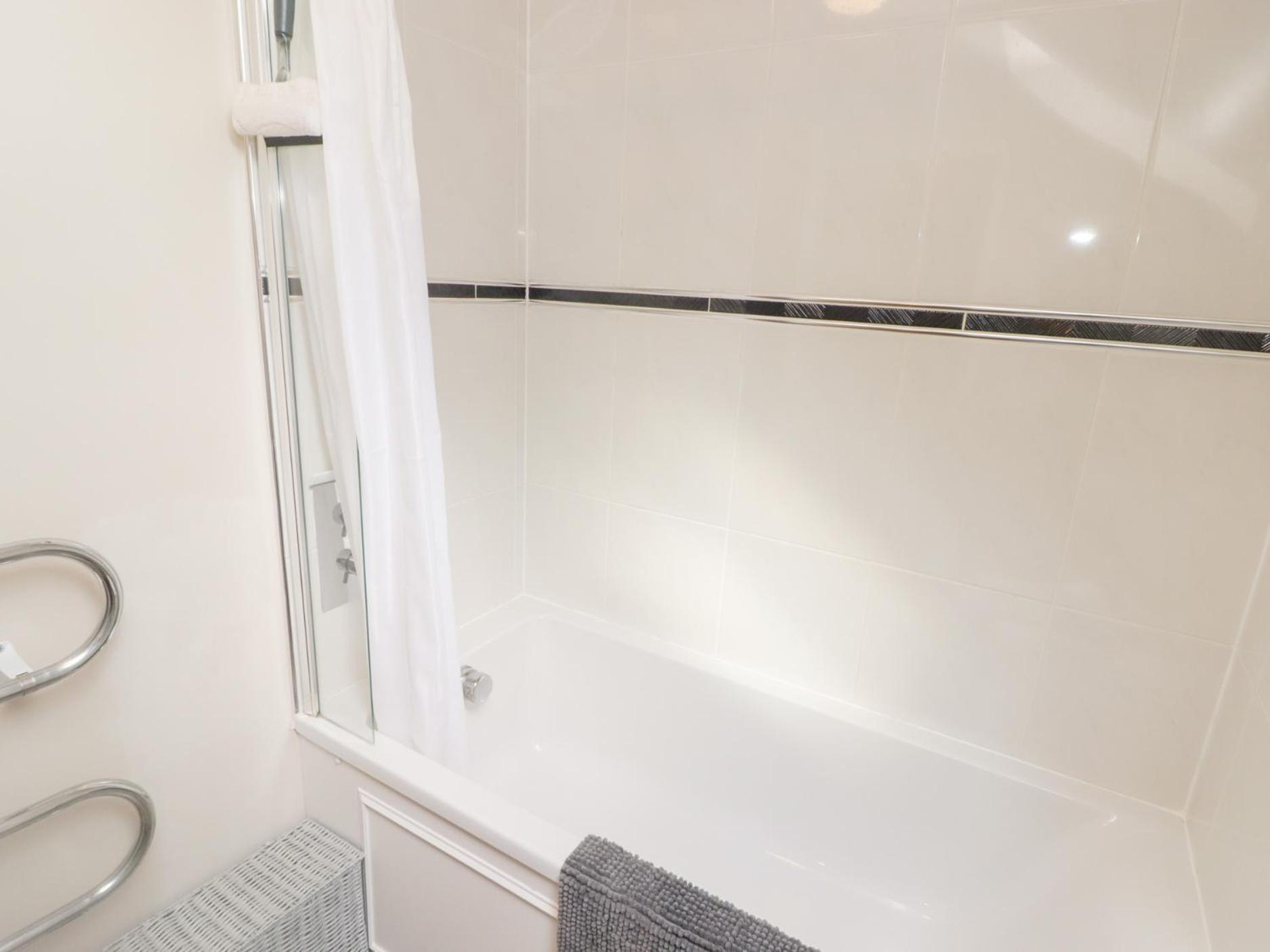 Daffodil Apartment Тенби Екстериор снимка
